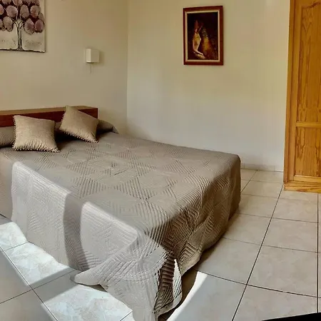 Sunset Apartment, Wi-fi And Swimming Pool Apartment